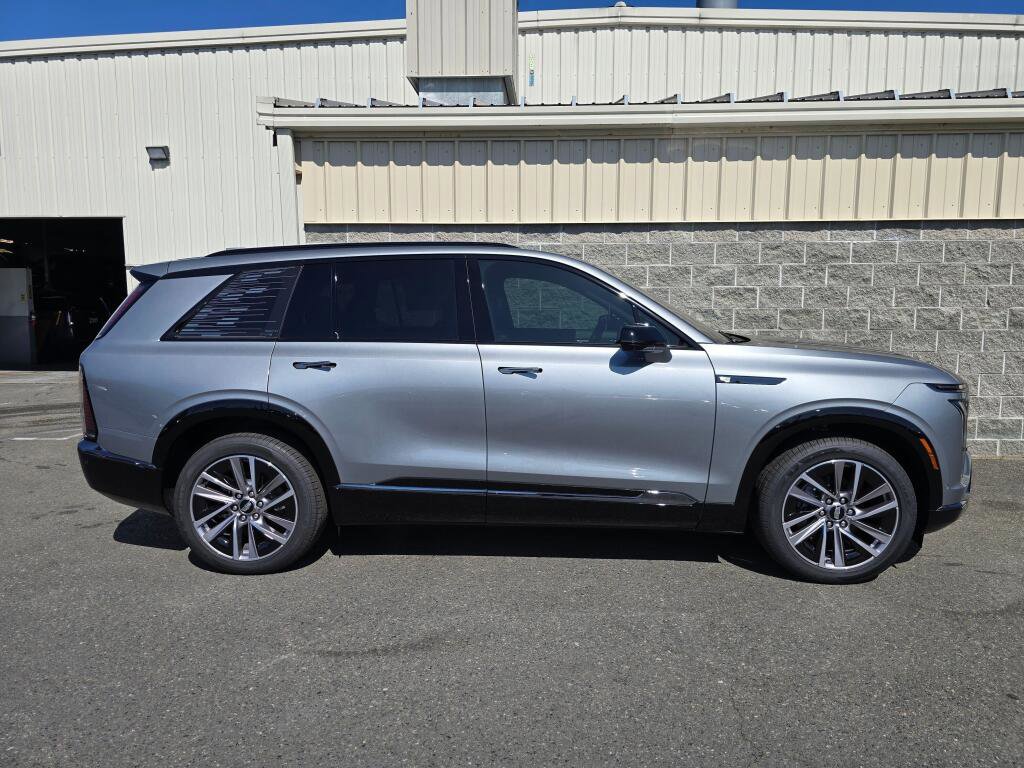 New 2026 Cadillac Vistiq Sport image 11