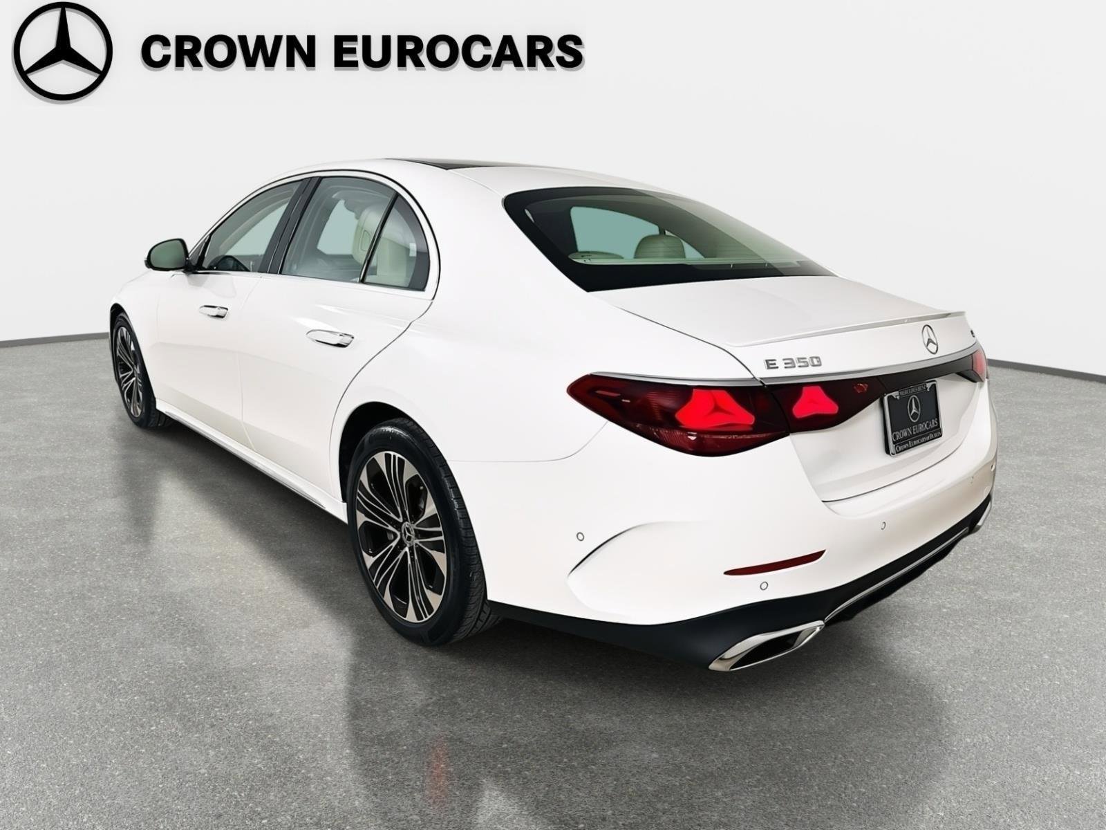 Used 2026 Mercedes-Benz E 350 4MATIC Sedan image 5