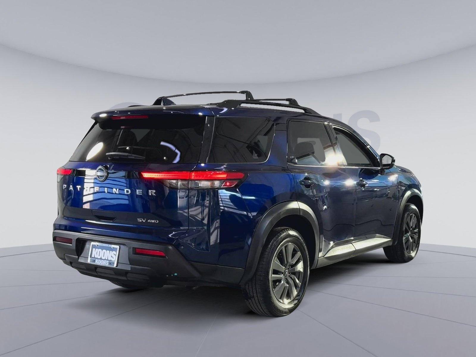 Used 2023 Nissan Pathfinder SV w/ Cargo Package image 11