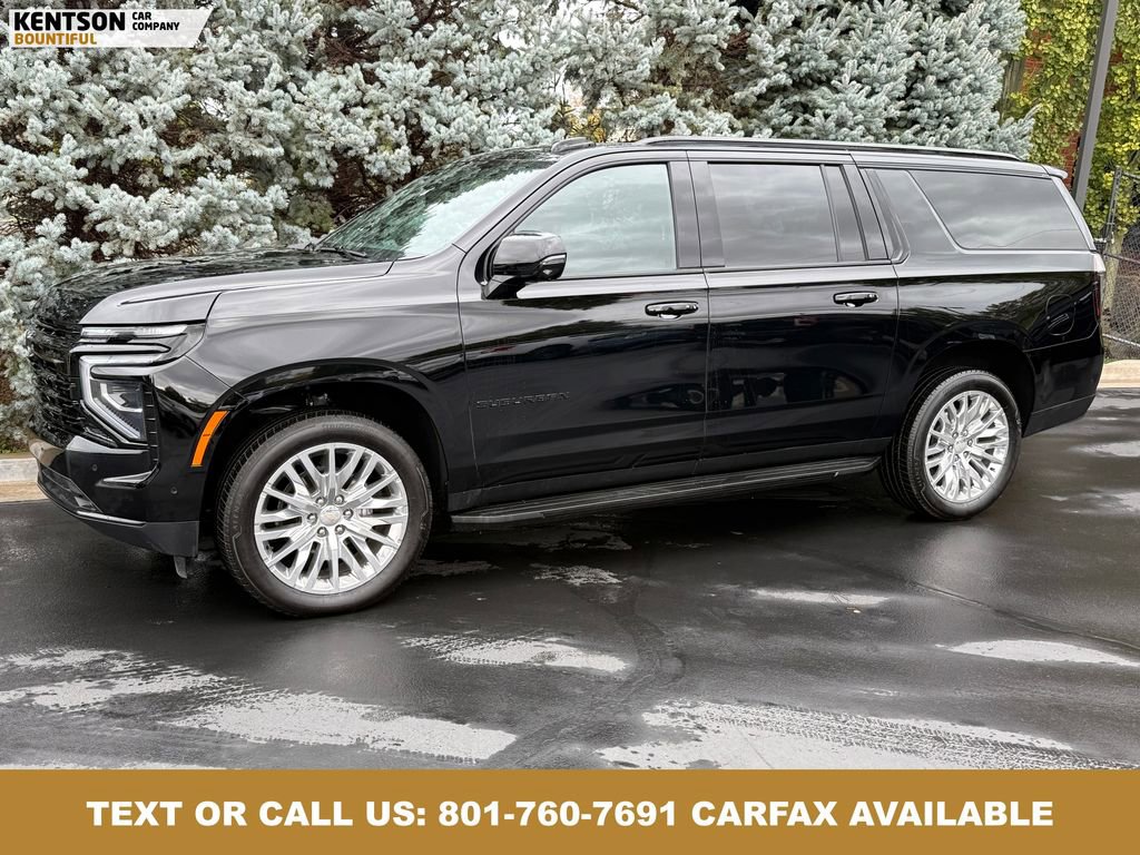 Used 2025 Chevrolet Suburban RST w/ RST Capability Package image 1