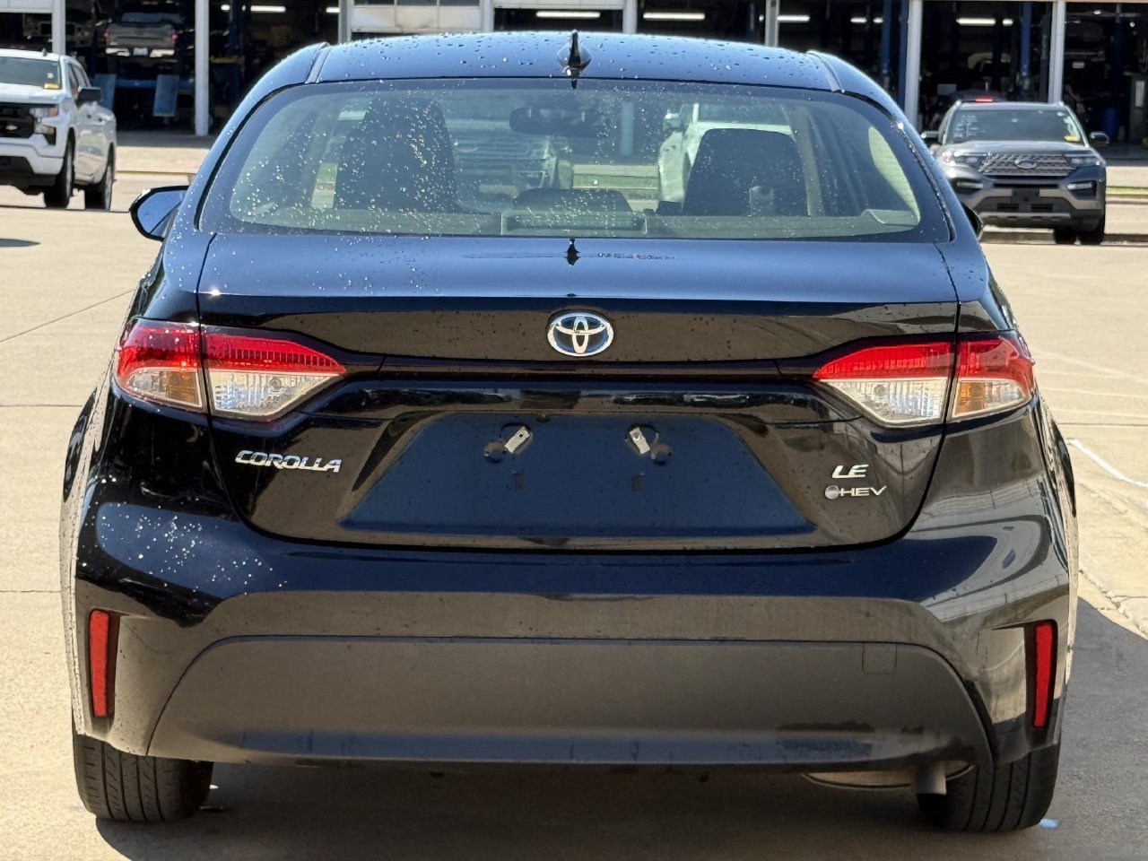 Used 2025 Toyota Corolla LE FWD image 6