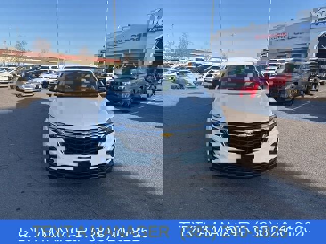 Used 2024 Chevrolet Equinox LS image 2