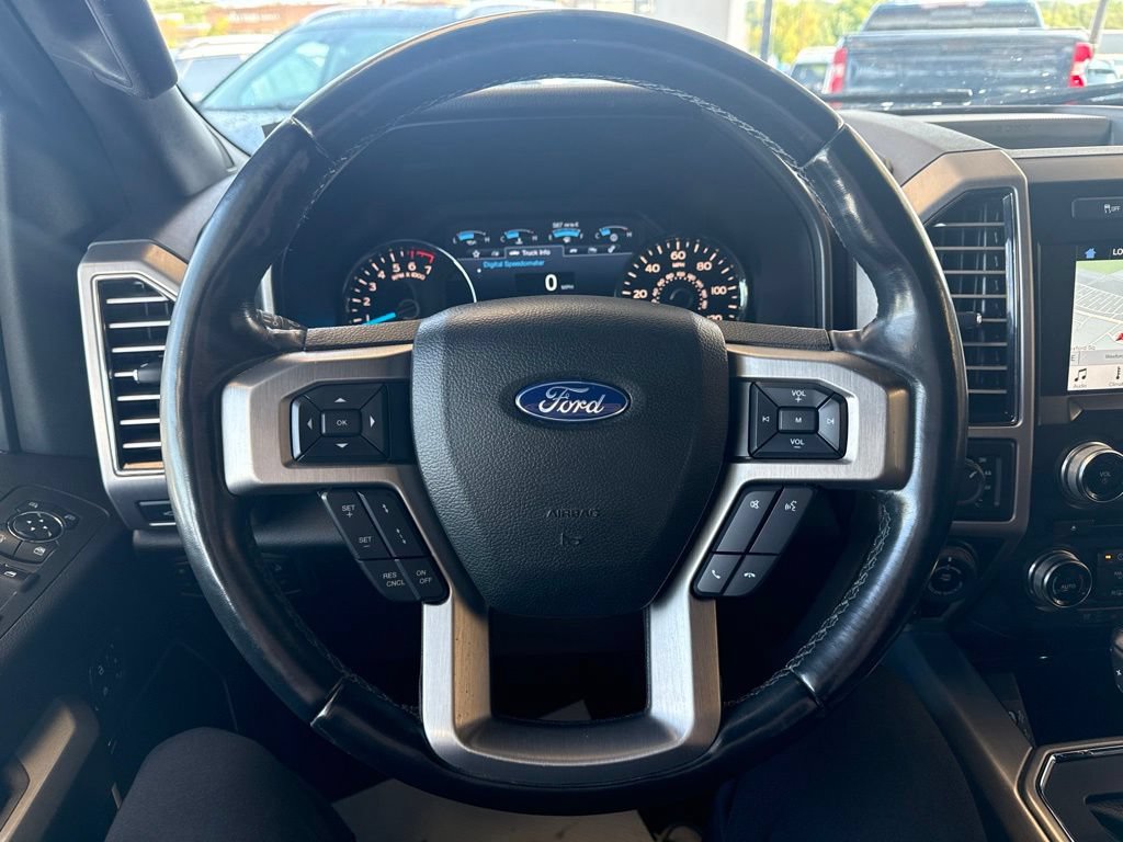 Used 2017 Ford F150 Platinum w/ Equipment Group 701A Luxury AWD/4WD image 17
