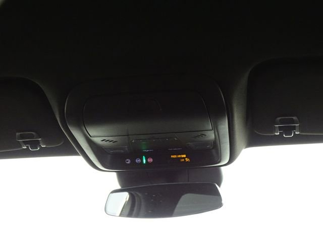 Used 2024 Cadillac XT4 Premium Luxury image 29