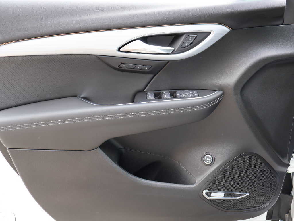 Used 2025 Buick Envision Avenir AWD/4WD image 20