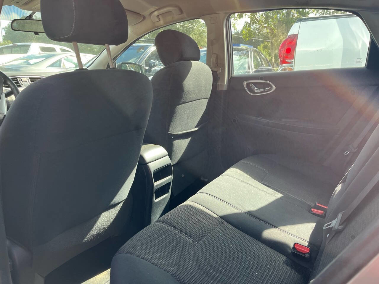 Used 2014 Nissan Sentra S FWD image 10