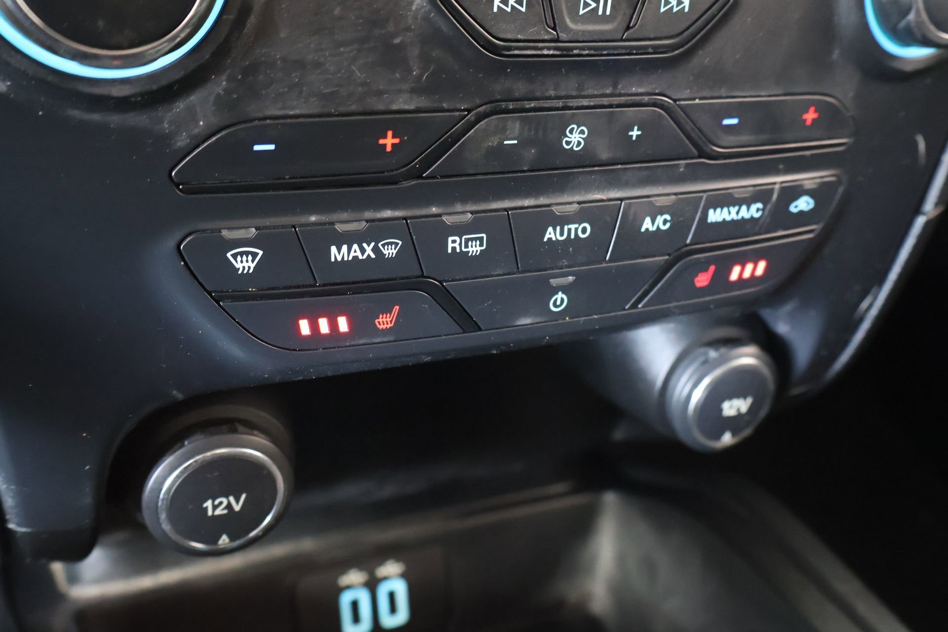 Used 2019 Ford Ranger XLT w/ Equipment Group 302A Luxury image 8