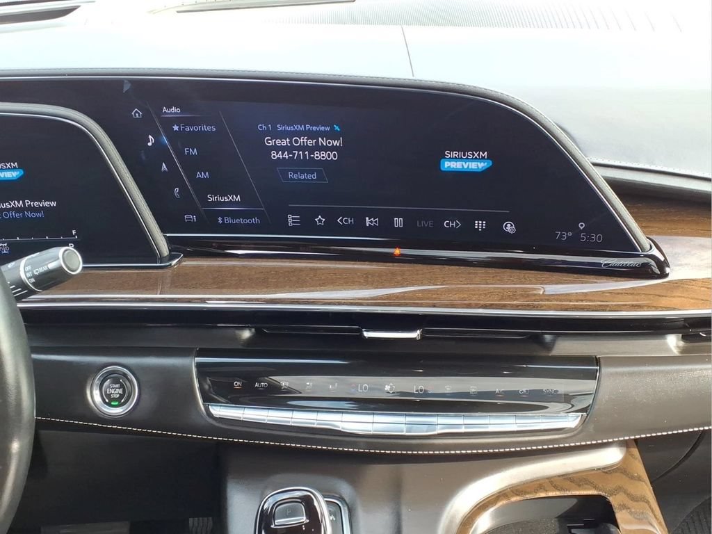 Used 2023 Cadillac Escalade Premium Luxury Platinum AWD/4WD image 21