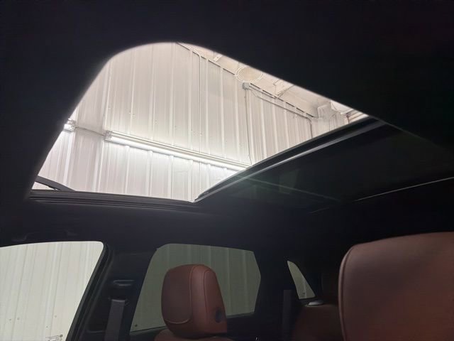 Used 2019 Cadillac XT5 Premium Luxury w/ Driver Assist Package image 38