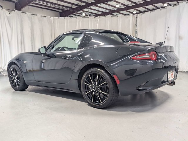 Used 2025 MAZDA MX-5 Miata RF Grand Touring RWD image 4