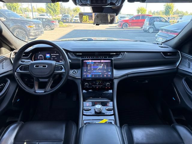 Used 2022 Jeep Grand Cherokee L Overland w/ Advanced Protech Group III AWD/4WD image 27