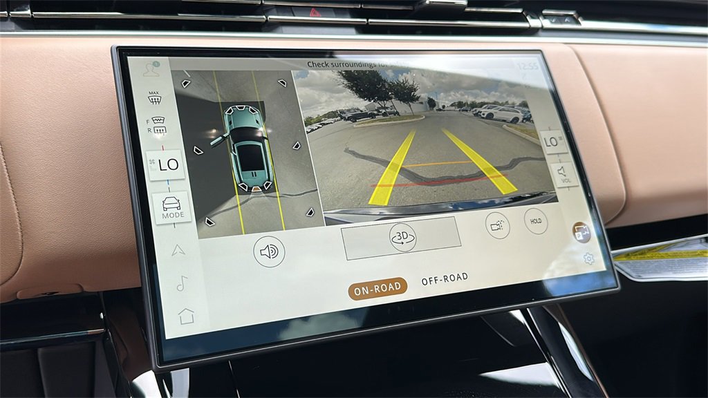 New 2025 Land Rover Range Rover Sport Dynamic SE image 17