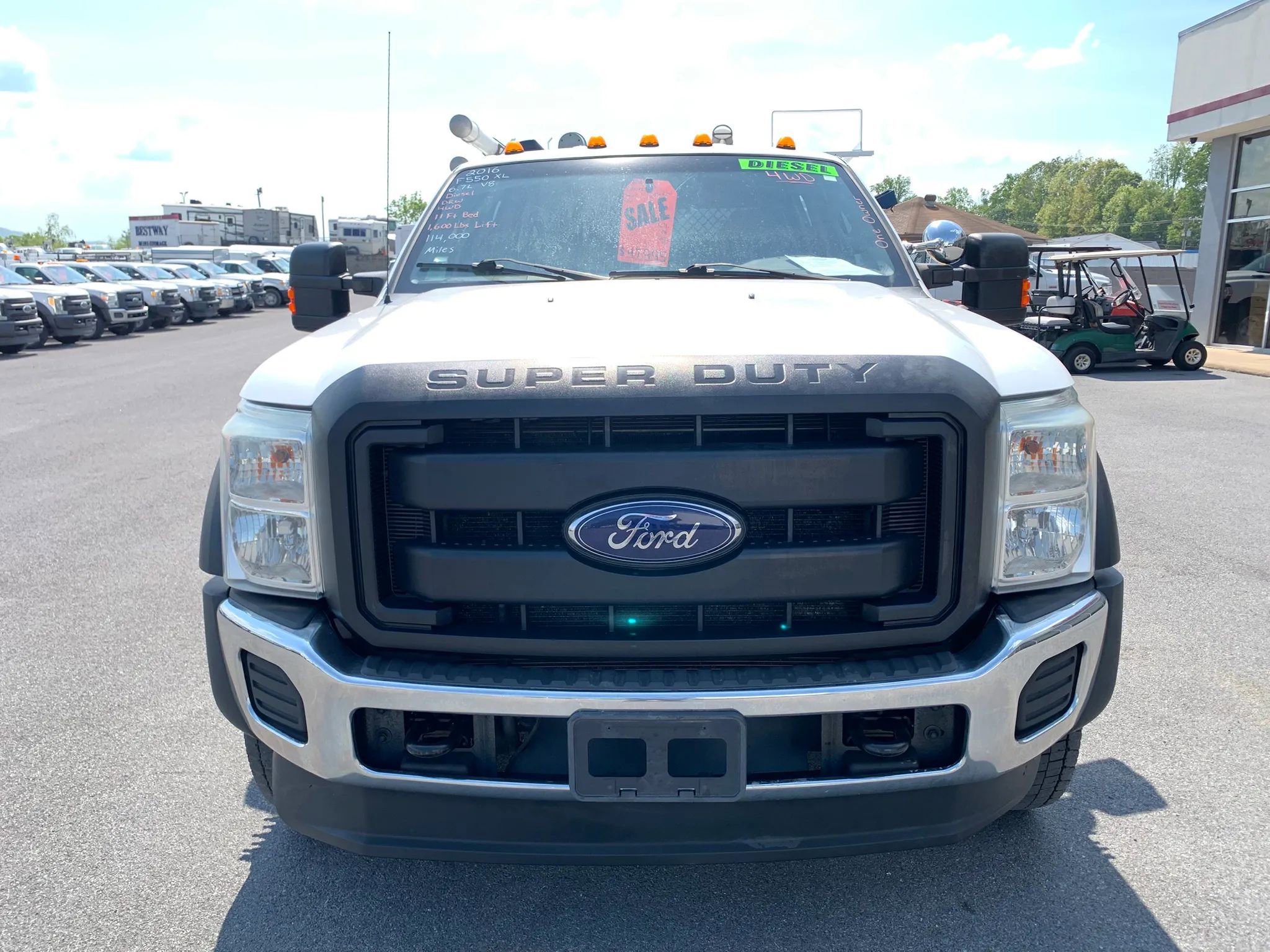 Used 2016 Ford F550 4x4 Crew Cab Super Duty image 2
