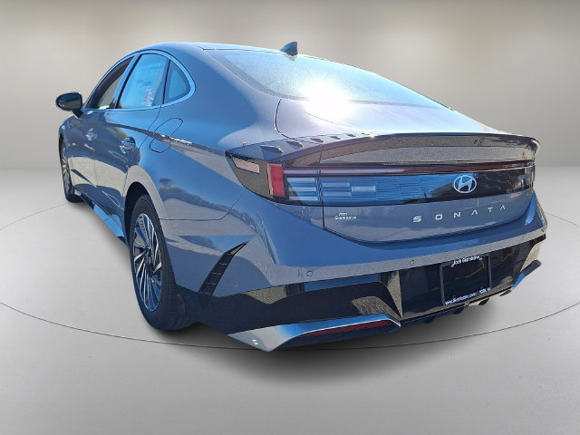 New 2027 Hyundai Sonata Limited FWD image 3