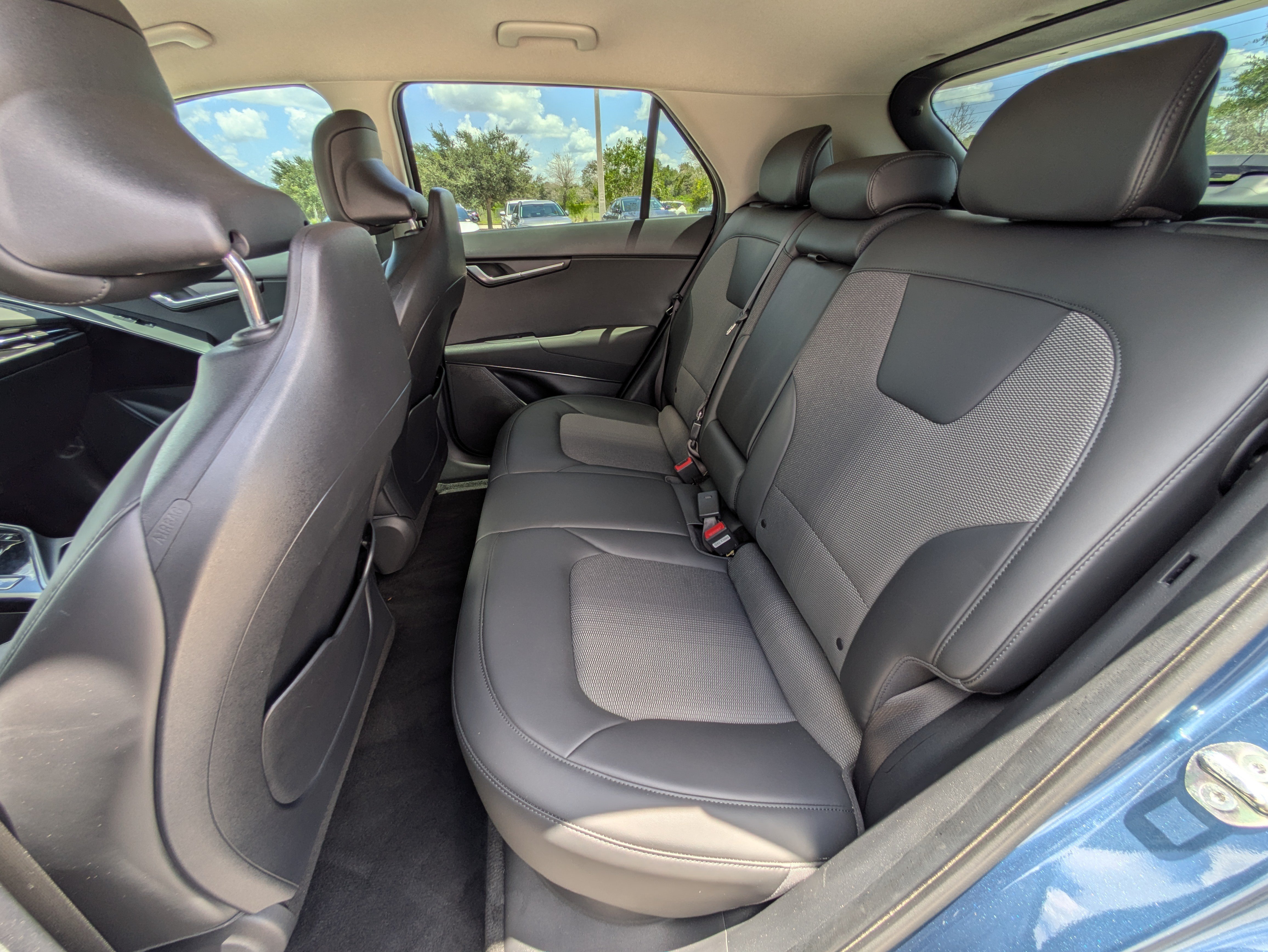 Certified 2024 Kia Niro Wind FWD image 14