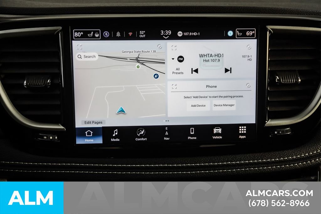 Used 2024 Chrysler Pacifica Select image 32