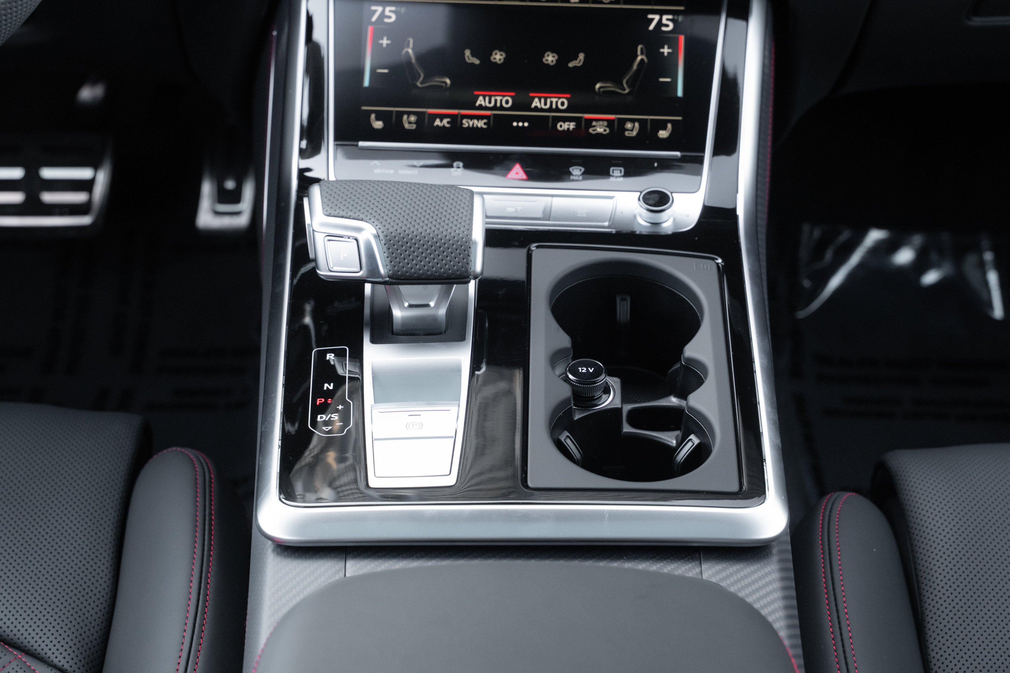 New 2026 Audi SQ8 Prestige image 18