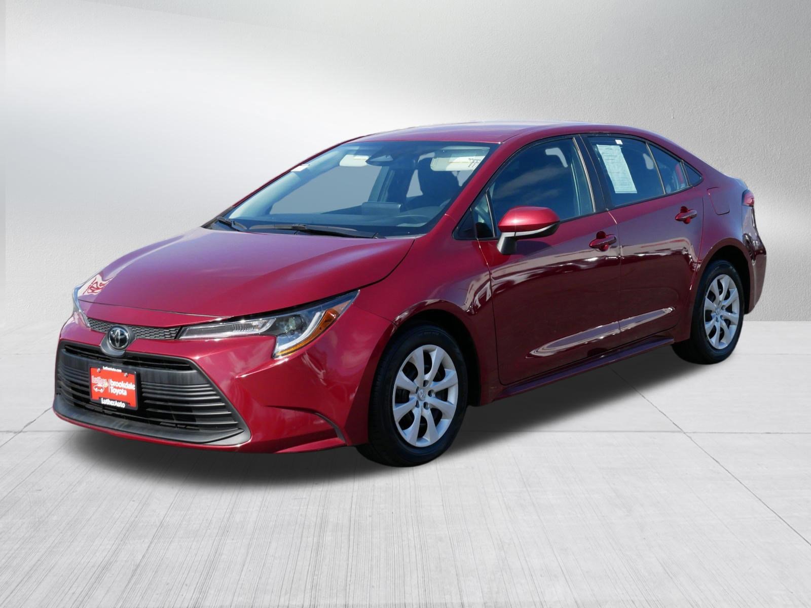 Certified 2023 Toyota Corolla LE image 3