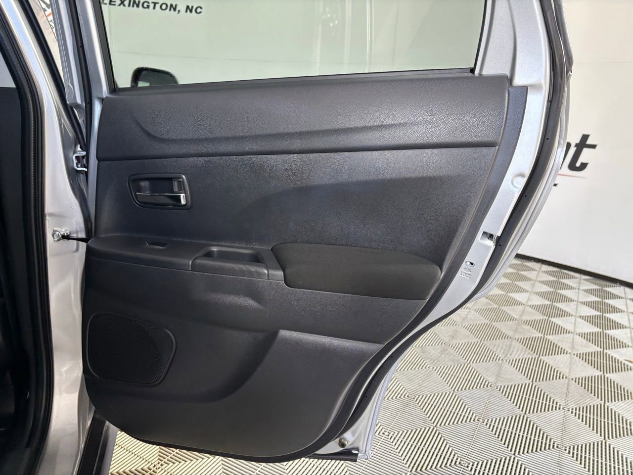 Used 2025 Mitsubishi Outlander Sport AWD image 22