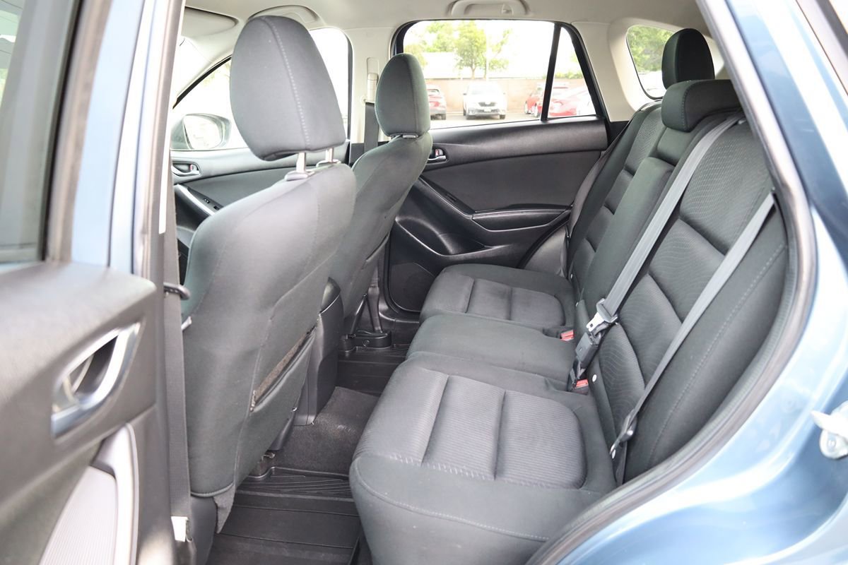 Used 2015 MAZDA CX-5 Touring image 12