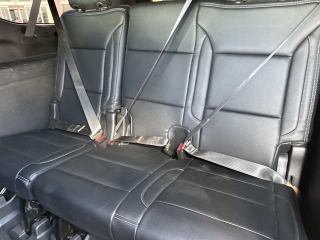 Used 2022 GMC Yukon XL SLE w/ Gmc Pro Safety Plus Package RWD image 15