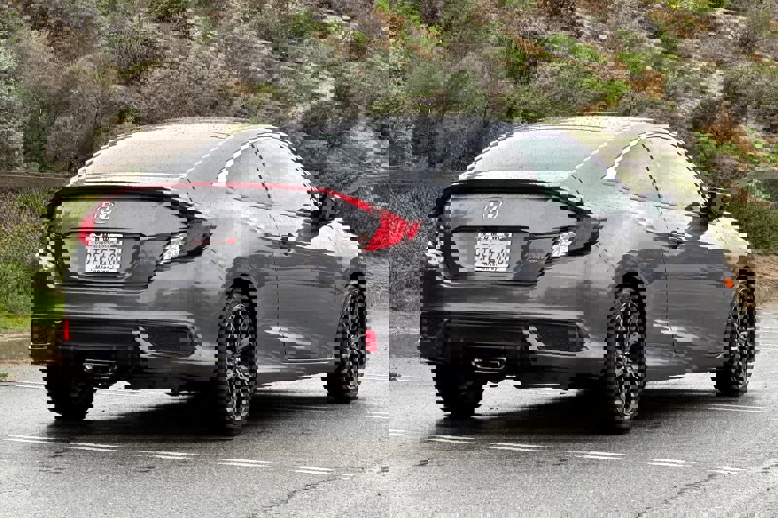 Used 2019 Honda Civic Sport image 2