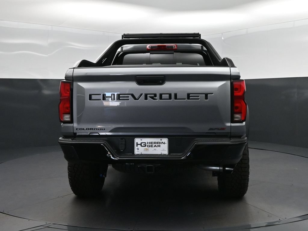 New 2026 Chevrolet Colorado ZR2 w/ Midnight Edition AWD/4WD image 6