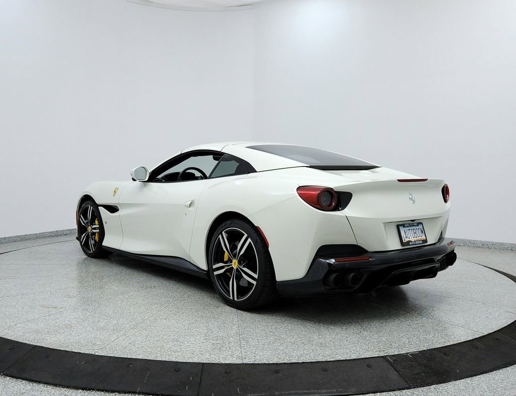 Used 2020 Ferrari Portofino Base image 3