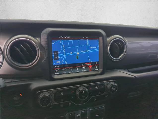 Used 2018 Jeep Wrangler Unlimited Sahara image 7