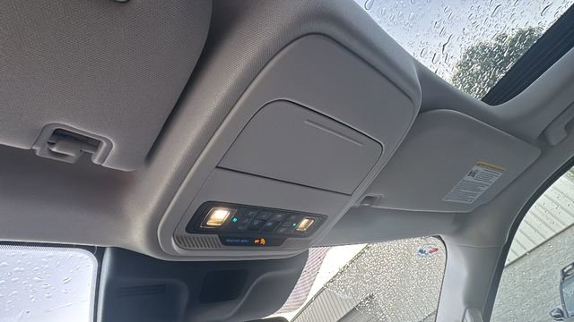 Used 2025 Ford Expedition Platinum AWD/4WD image 26