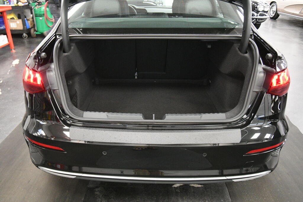 Used 2023 Audi A3 2.0T Premium FWD image 23
