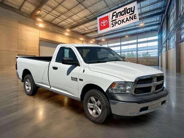 Used 2018 RAM 1500 ST w/ SXT Appearance Group AWD/4WD image 3