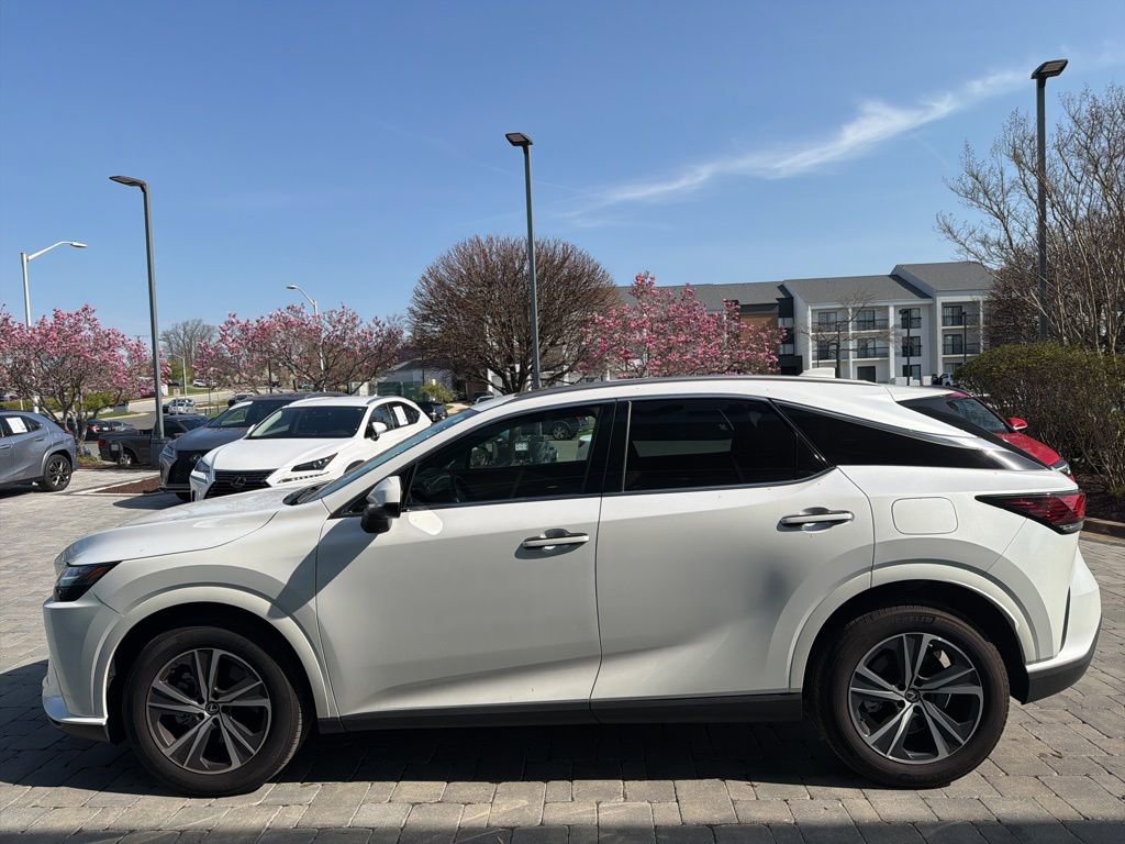 Used 2025 Lexus RX 350 Premium w/ Accessory Package image 16