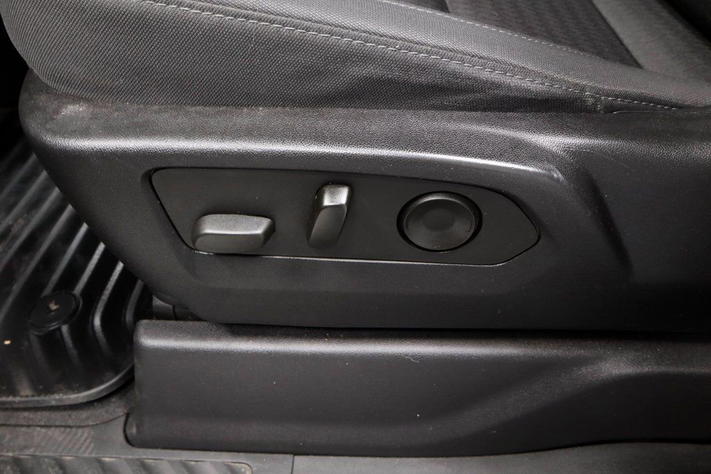 Used 2022 Chevrolet Silverado 1500 Custom image 23