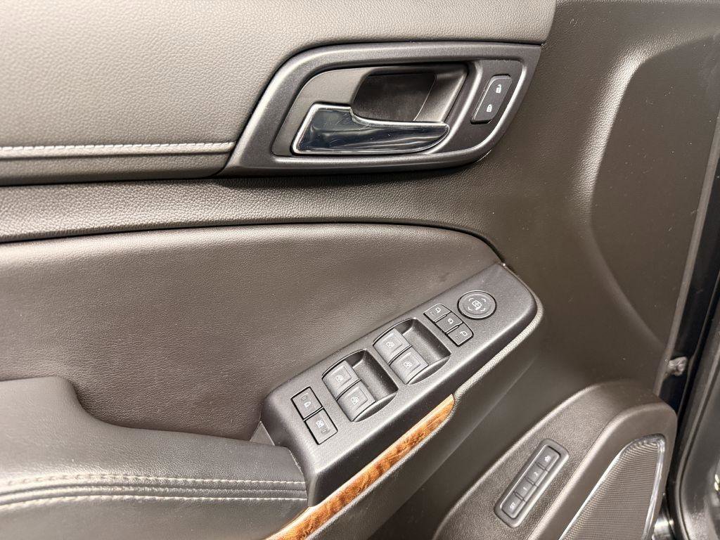 Used 2019 Chevrolet Suburban Premier image 24