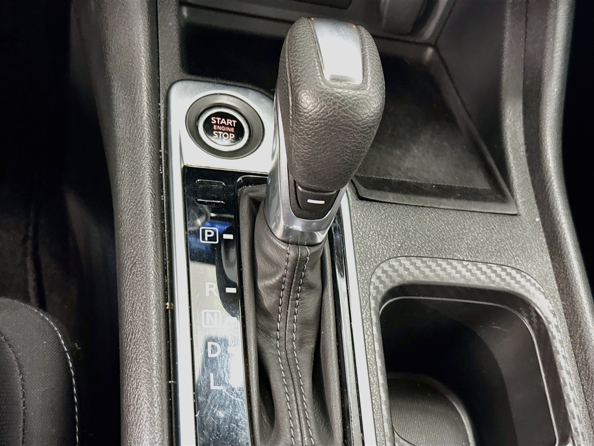 Used 2025 Nissan Sentra SV FWD image 24