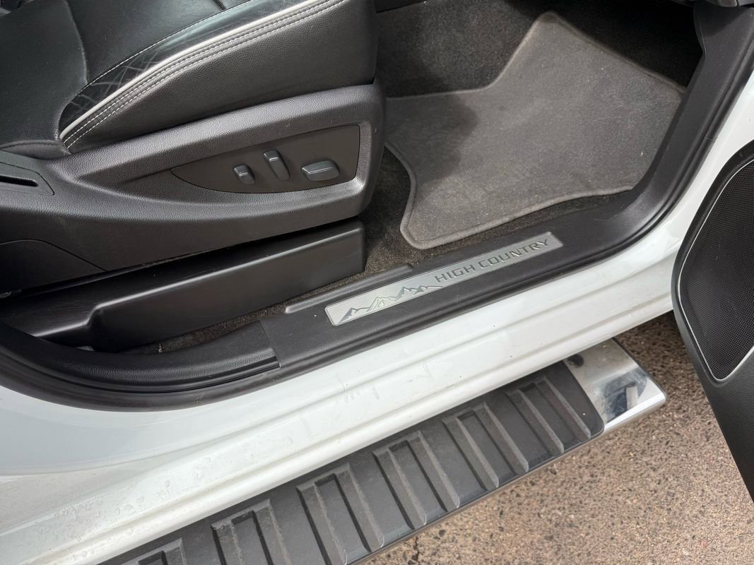 Used 2019 Chevrolet Silverado 3500 High Country w/ Duramax Plus Package image 27