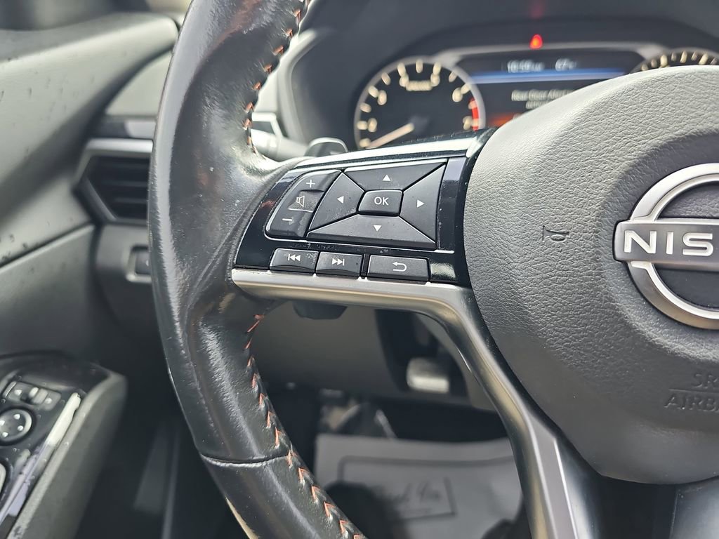 Used 2023 Nissan Altima 2.5 SR w/ SR Premium Package image 20