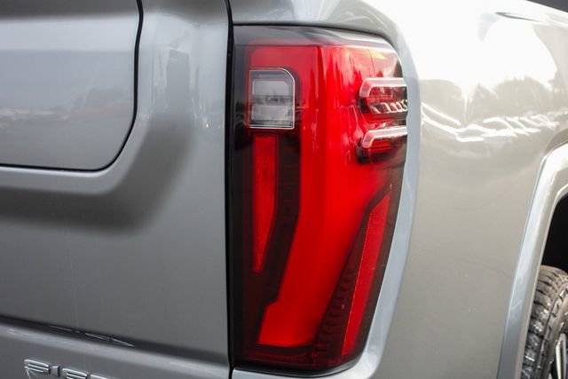 Used 2025 GMC Sierra 2500 Denali Ultimate image 13