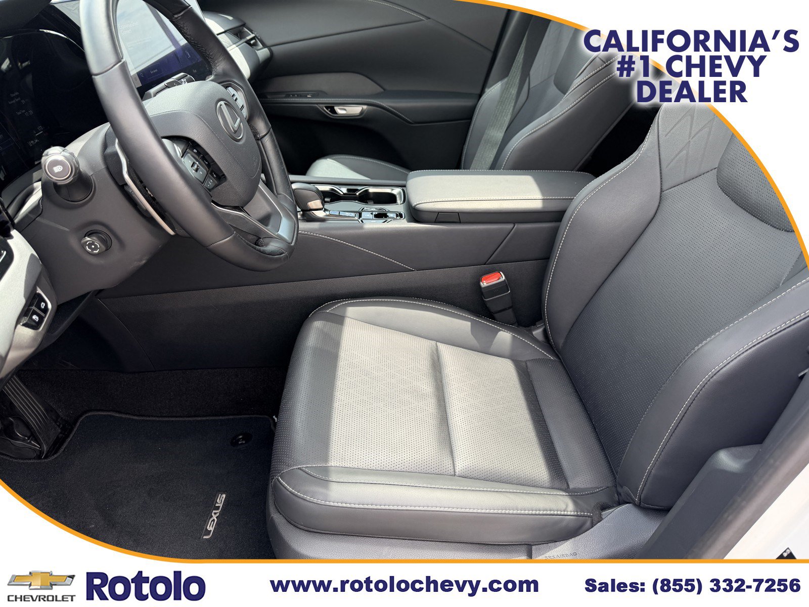 Used 2025 Lexus RX 350 Premium Plus w/ Accessory Package (Z1) FWD image 17