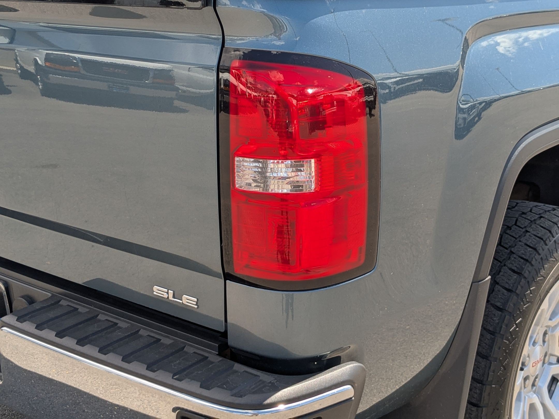 Used 2014 GMC Sierra 1500 SLE w/ Max Trailering Package AWD/4WD image 11
