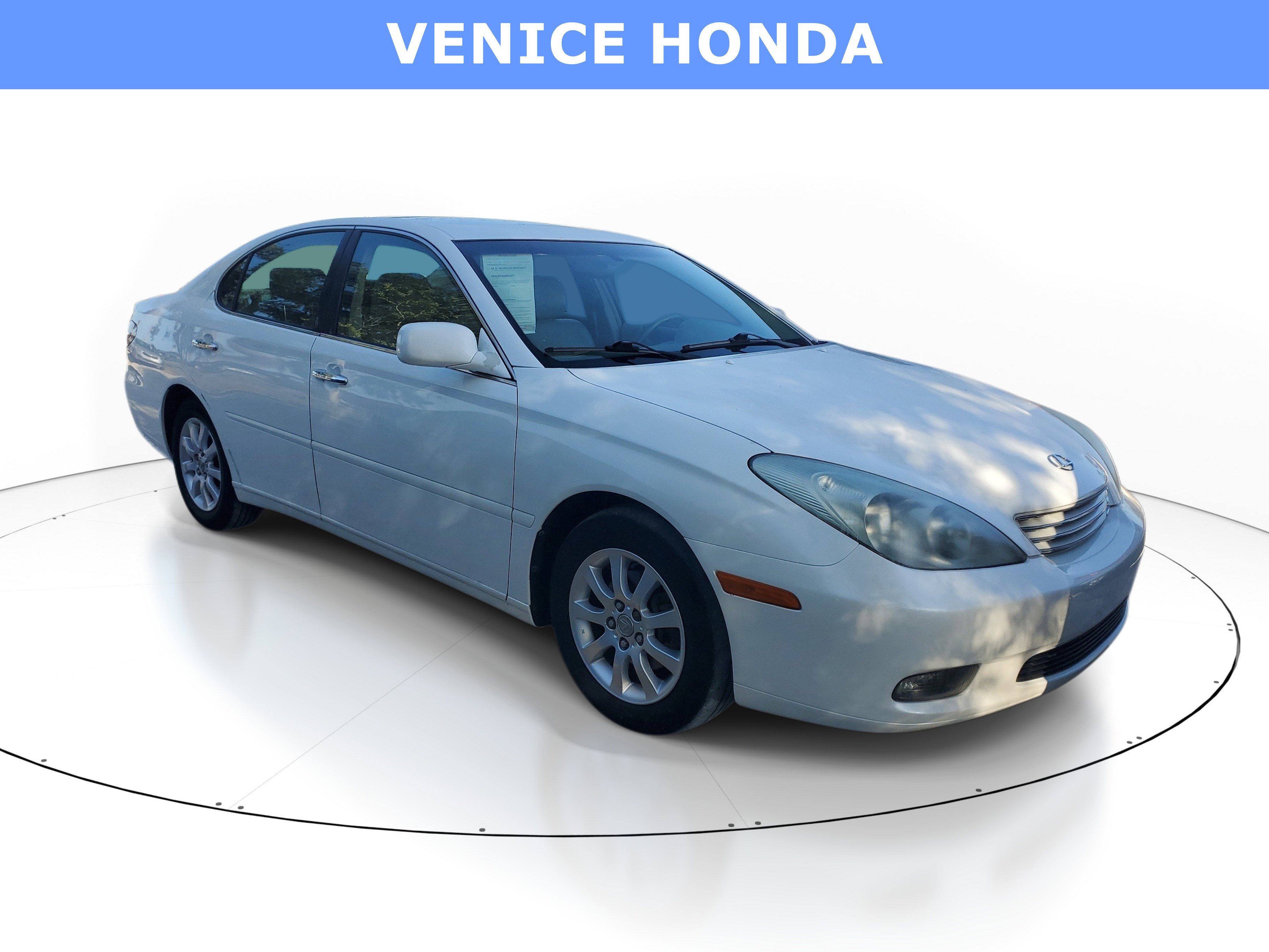 Used 2002 Lexus ES 330 FWD image 1