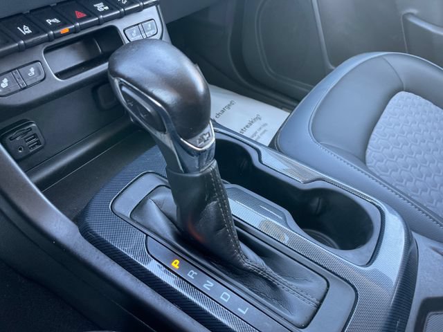 Used 2022 Chevrolet Colorado Z71 w/ Safety Package AWD/4WD image 17