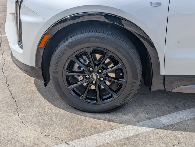 Used 2024 Cadillac XT4 Sport w/ Cold Weather Package AWD/4WD image 9