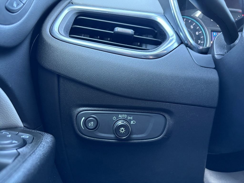 Used 2024 Chevrolet Equinox LT image 13