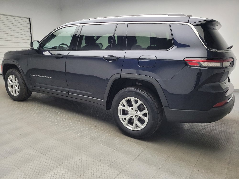 Used 2023 Jeep Grand Cherokee L Limited AWD/4WD image 3