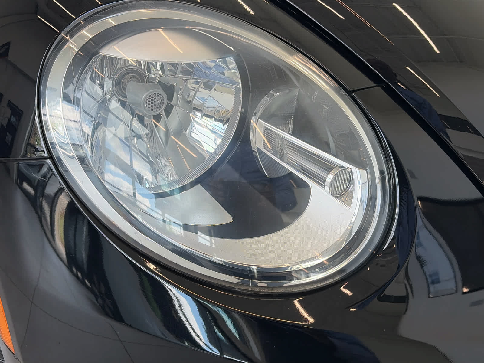 Used 2014 Volkswagen Beetle 2.5 FWD image 18