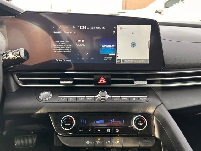 Used 2024 Hyundai Elantra SEL image 17