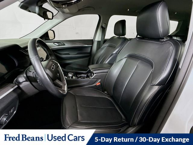 Used 2021 Jeep Grand Cherokee L Limited AWD/4WD image 24