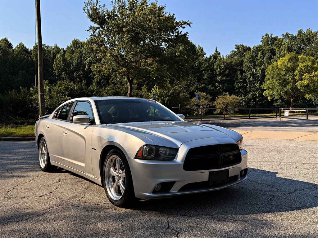 Used 2012 Dodge Charger R/T RWD image 3